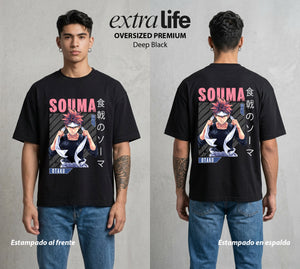 La Batalla de los Sabores | El Cocinero del Bien #04093 - Playera Oversized Premium | Deep Black - Foto en modelo