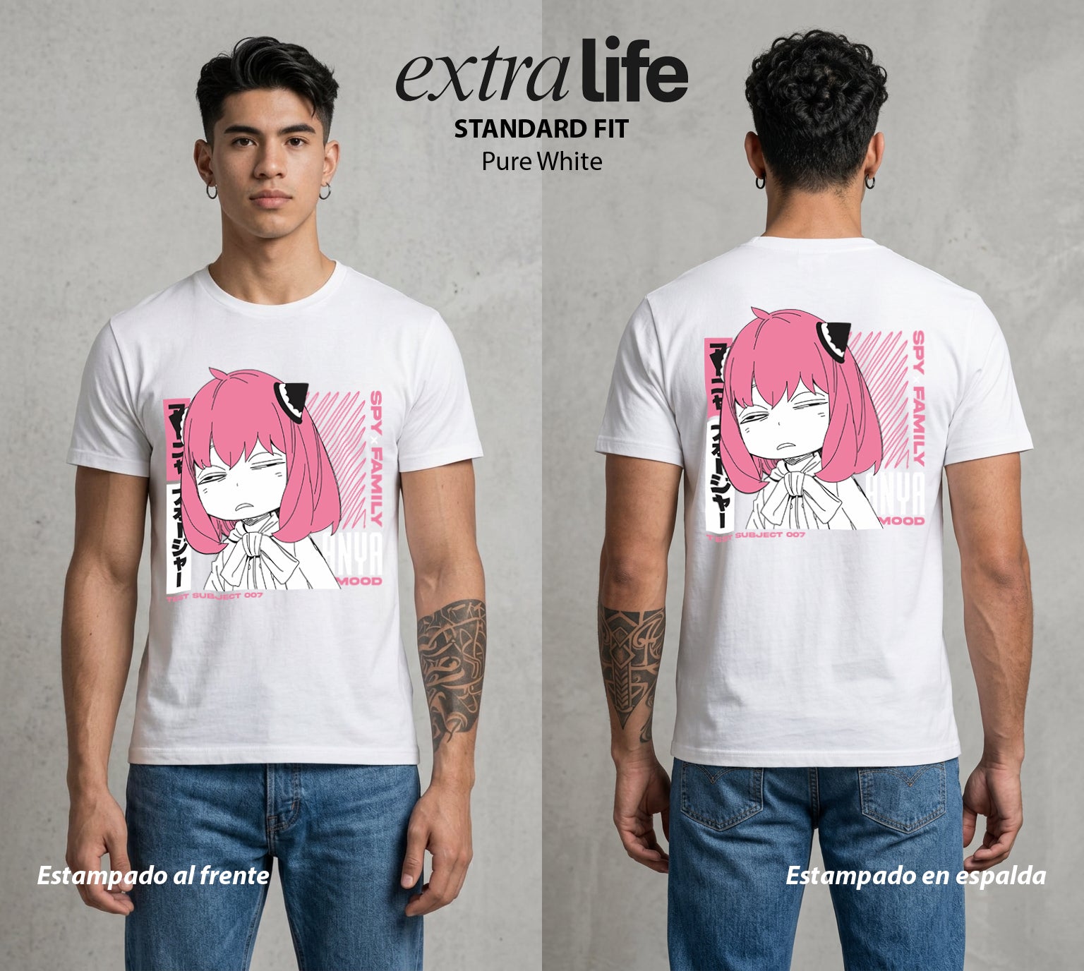 Familia de Operativos | El Secreto del Agente #04122 - Playera Standard Fit | Pure White - Foto en modelo