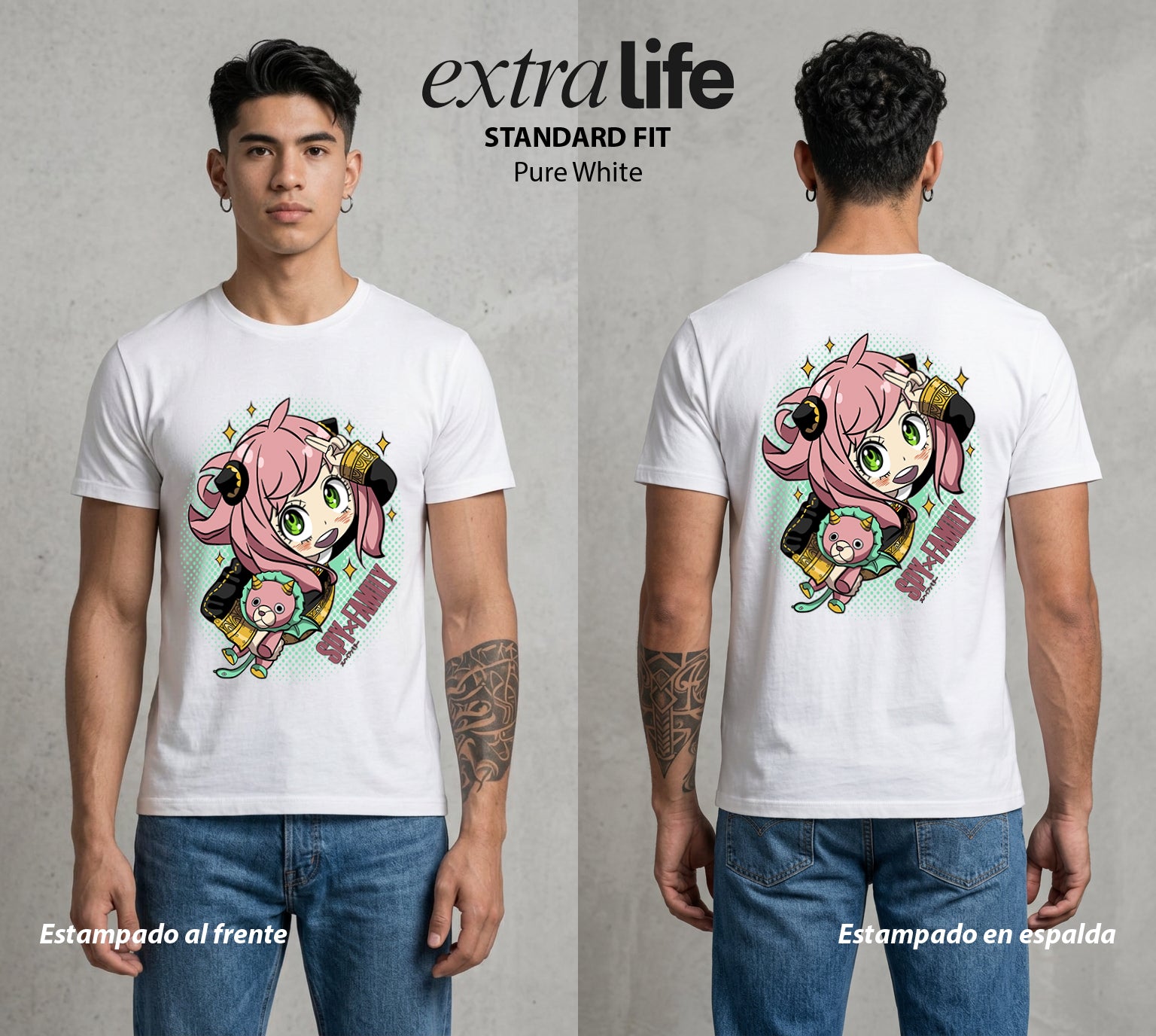 Familia de Operativos | El Secreto del Agente #04138 - Playera Standard Fit | Pure White - Foto en modelo