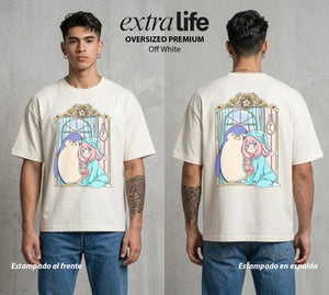 Familia de Operativos | La Agente Telepática #04139 - Playera Oversized Premium | Off White - Foto en modelo
