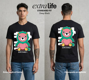 Familia de Operativos | La Bestia del Bien #04176 - Playera Standard Fit | Deep Black - Foto en modelo
