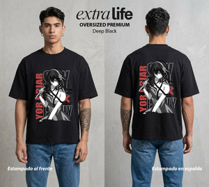 Familia de Operativos | La Madre Asesina #04182 - Playera Oversized Premium | Deep Black - Foto en modelo