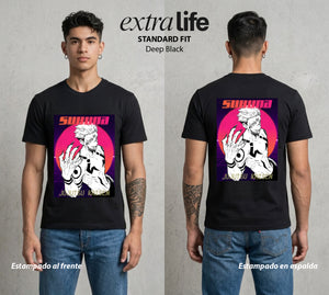 El Arte de las Maldiciones | El Rey de las Maldiciones #04209 - Playera Standard Fit | Deep Black - Foto en modelo