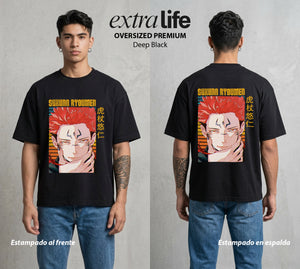 El Arte de las Maldiciones | La Maldicion Suprema #04216 - Playera Oversized Premium | Deep Black - Foto en modelo