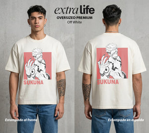 El Arte de las Maldiciones | El Ser del Caos Antiguo #04235 - Playera Oversized Premium | Off White - Foto en modelo