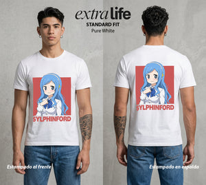La Doble Vida | La Extranjera del Grupo #04257 - Playera Standard Fit | Pure White - Foto en modelo