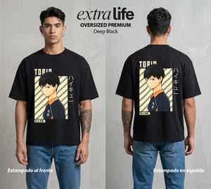 El Vuelo del Voleibol | El Rey del Fondo de la Cancha #04335 - Playera Oversized Premium | Deep Black - Foto en modelo