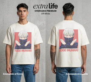 El Arte de las Maldiciones | El Silencio del Poder #04341 - Playera Oversized Premium | Off White - Foto en modelo