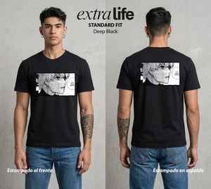 Ciudad de Ghouls | La Llama del Dojo #04350 - Playera Standard Fit | Deep Black - Foto en modelo