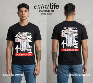 Ciudad de Ghouls | La Primera Piloto #04358 - Playera Standard Fit | Deep Black - Foto en modelo