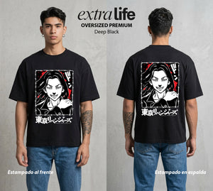 Pandillas del Tiempo | El Colmillo del Bien #04362 - Playera Oversized Premium | Deep Black - Foto en modelo