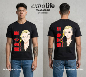 Pandillas del Tiempo | El Mas Alto del Toman #04380 - Playera Standard Fit | Deep Black - Foto en modelo