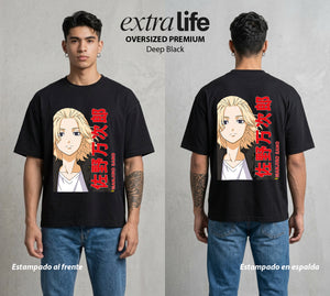 Pandillas del Tiempo | El Lider del Poder #04392 - Playera Oversized Premium | Deep Black - Foto en modelo