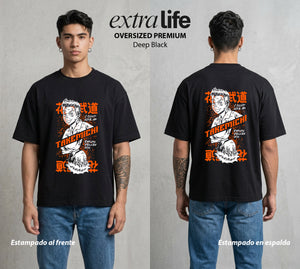 Pandillas del Tiempo | El Lloran del Futuro #04409 - Playera Oversized Premium | Deep Black - Foto en modelo