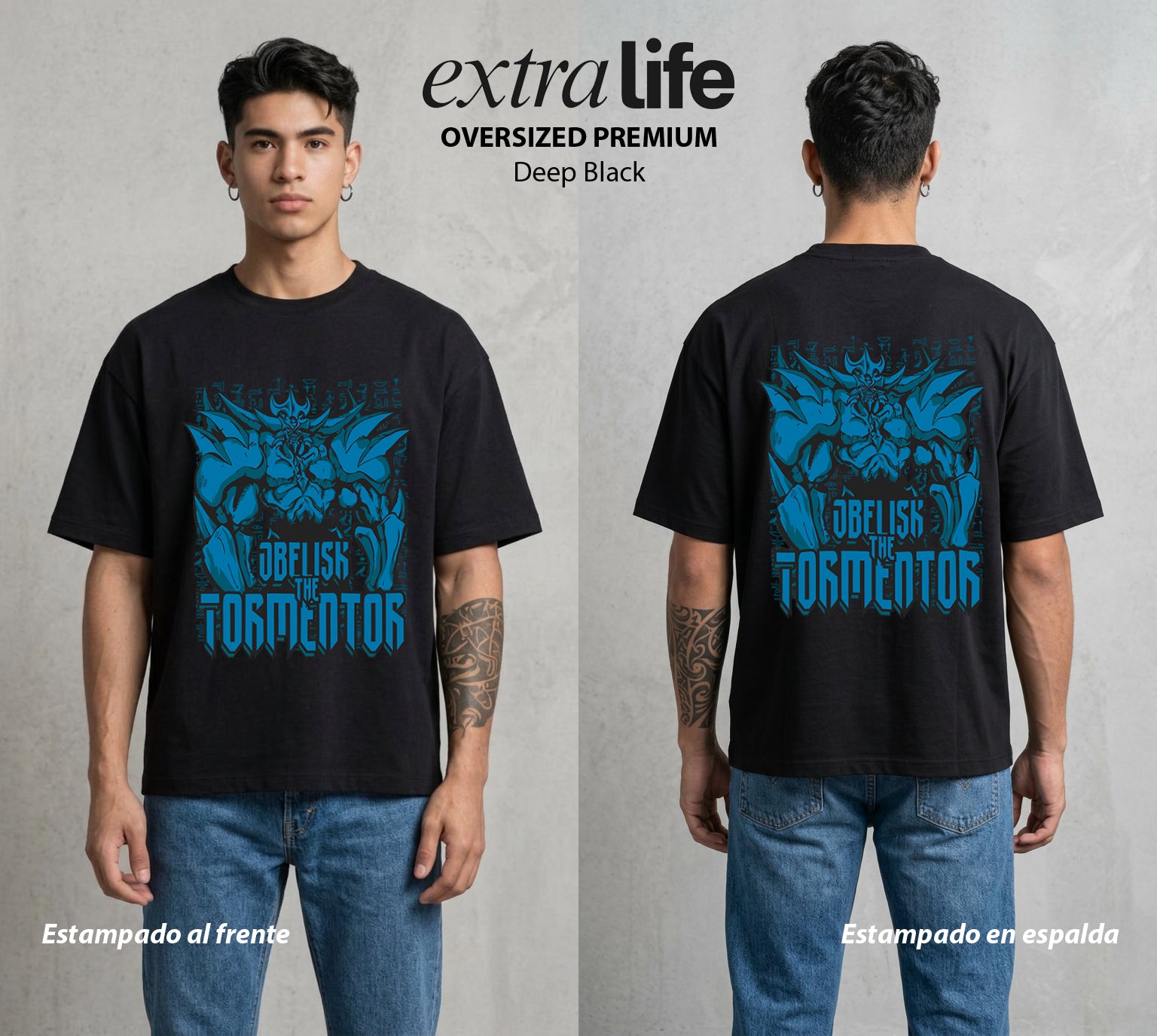 El Duelo del Destino | El Duelo del Faraon #04496 - Playera Oversized Premium | Deep Black - Foto en modelo