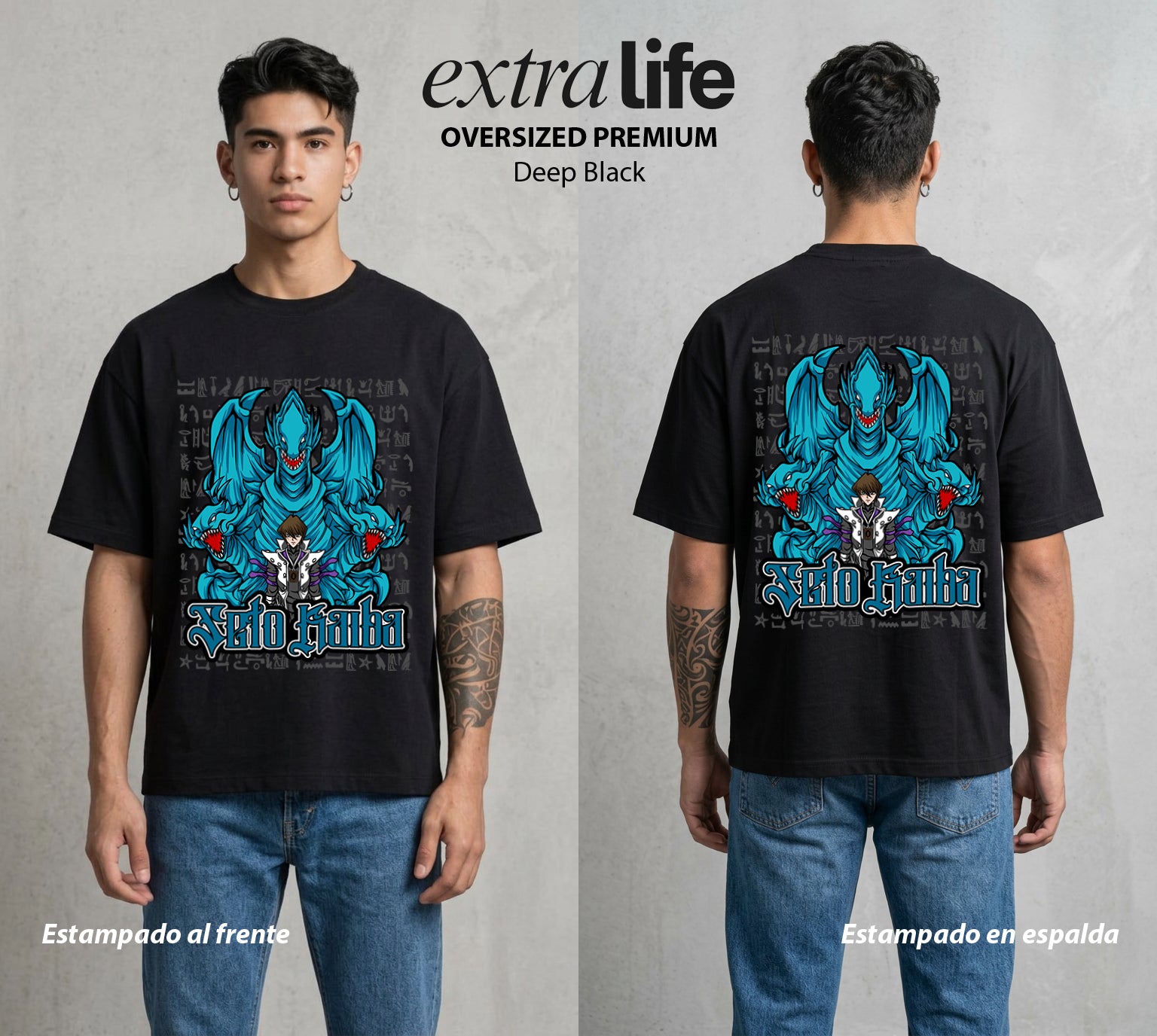 El Duelo del Destino | El Duelo del Faraon #04500 - Playera Oversized Premium | Deep Black - Foto en modelo