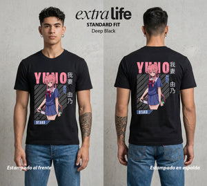 El Diario del Futuro | La Obsesion del Bien #04517 - Playera Standard Fit | Deep Black - Foto en modelo