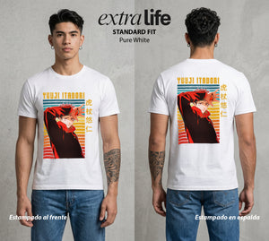 El Arte de las Maldiciones | La Voluntad del Bien #04543 - Playera Standard Fit | Pure White - Foto en modelo
