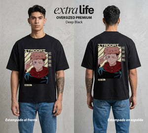 El Arte de las Maldiciones | La Voluntad del Bien #04551 - Playera Oversized Premium | Deep Black - Foto en modelo