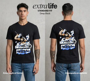 La Aldea Oculta | El Demonio de la Niebla #04556 - Playera Standard Fit | Deep Black - Foto en modelo
