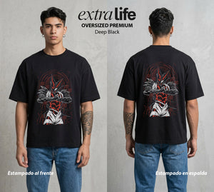 El Heroe por Hobby | Bestia Cósmica #04624 - Playera Oversized Premium | Deep Black - Foto en modelo