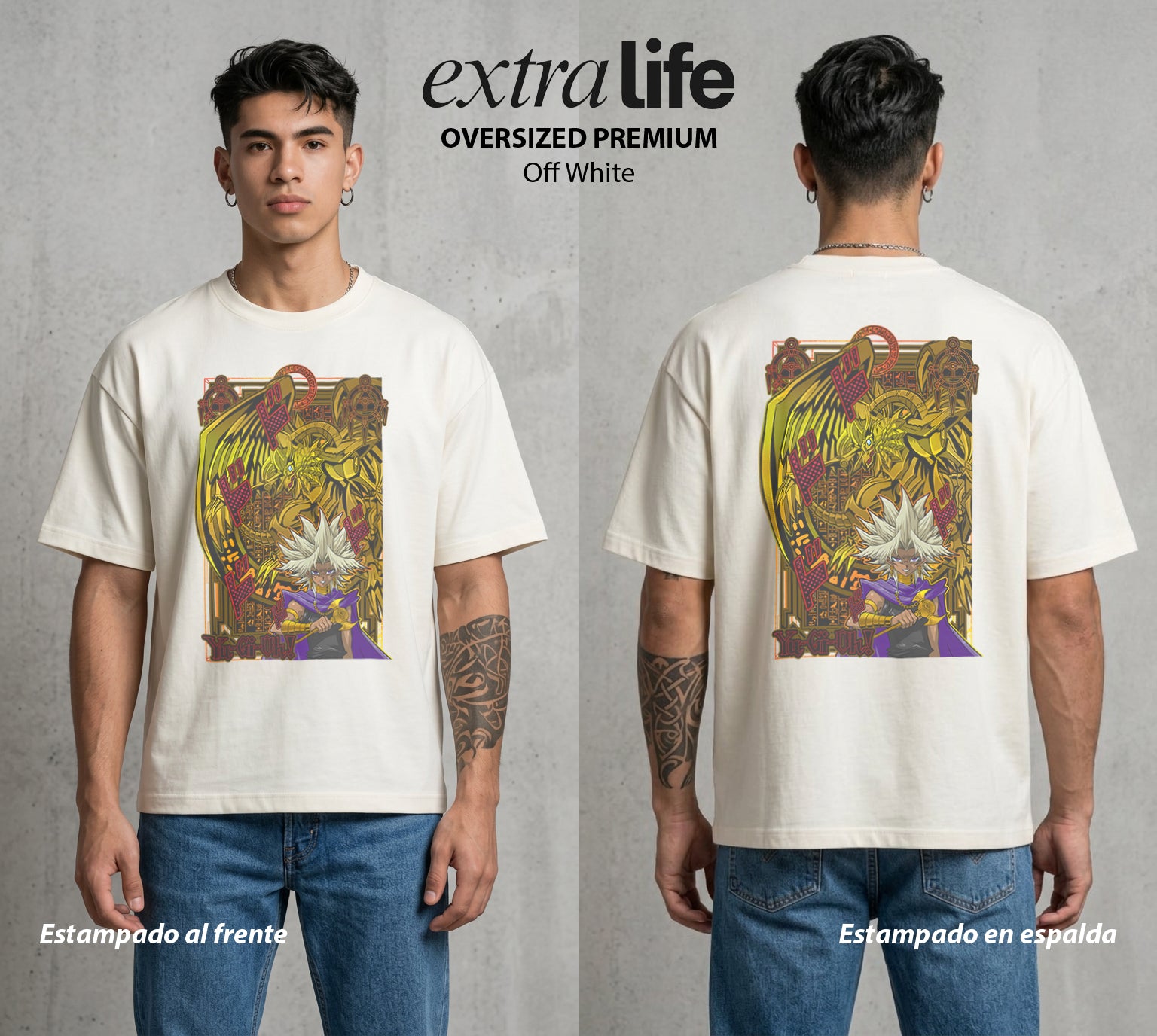 El Duelo de los Destinos | Dragón Alado del Sol #04690 - Playera Oversized Premium | Off White - Foto en modelo