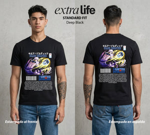 La Prueba del Cazador | Relámpago Blanco #04788 - Playera Standard Fit | Deep Black - Foto en modelo