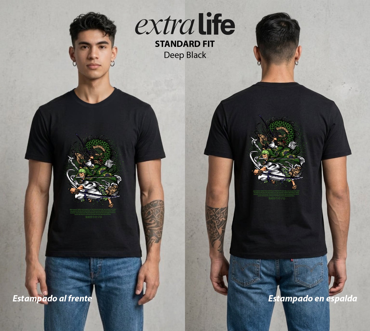 Mar de los Piratas | Tres Espadas II #04810 - Playera Standard Fit | Deep Black - Foto en modelo